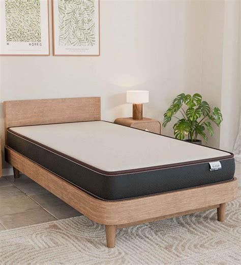 Buy Lite Orthopedic 5 Inch Pu Foam Single Mattress At 26 Off By Nilkamal Sleep Pepperfry