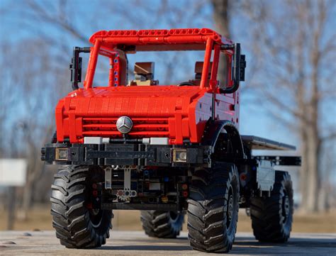 Lego Technic Mercedes Benz Unimog U The Lego Car Blog