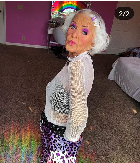 Pin By Vicki Tagliarina On Baddie Winkle Baddie Winkle Fashion Style