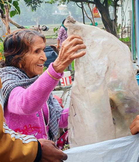Become a Volunteer – Join Us in Making a Difference