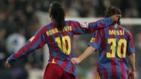 ¡13 años! Barcelona conmemoró el debut de Messi - Univision