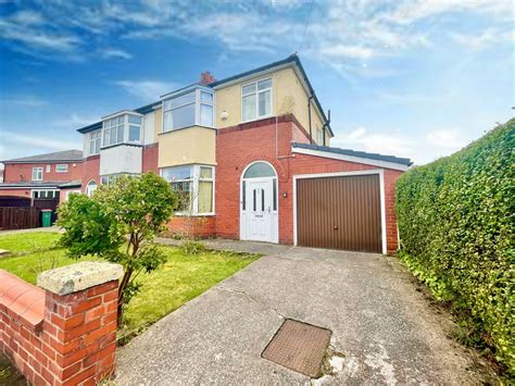 3 Bed Semi Detached House For Sale In Greyfriars Crescent Fulwood