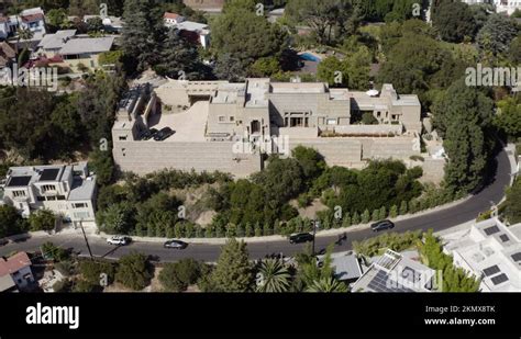 Flight Above Frank Lloyd Wright S Ennis House In The Los Angeles Hills