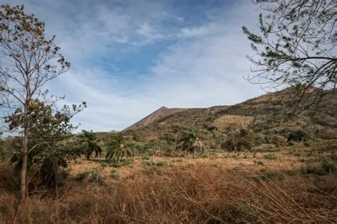 Telica Volcano Hike: Summit One of Nicaragua's Most Active Volcanoes