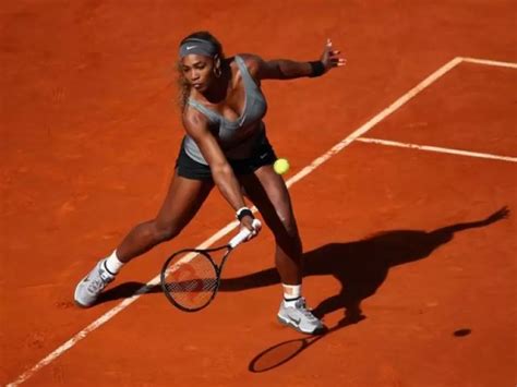 Serena Williams Rolls Over Carla Suarez In Straight Sets To Reach Mutua