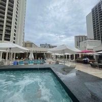 Waikiki Beach Marriott Pool - Waikiki - 8 tips