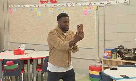 Kevin Hart surprises elementary school students - US Today News