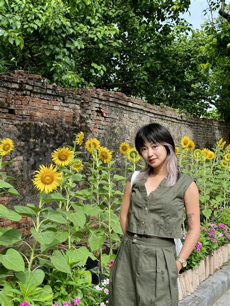 Cựu hot girl đã tái hôn và sinh nhóc tỳ thứ