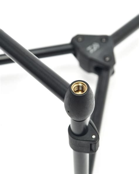 Daiwa Black Widow Low Level 3 Rod Pod