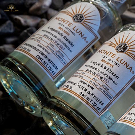 Cocteleria Monteluna Mezcal Artesanal