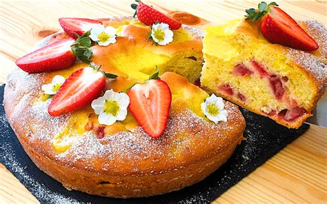 Erdbeer Pudding Biskuitkuchen Das köstliche und einfache Dessert