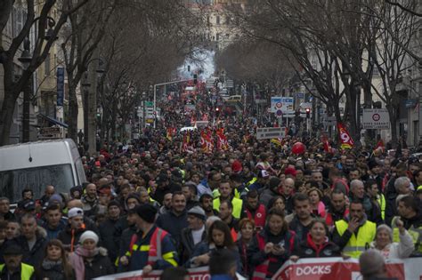 Francia Nuovo Sciopero Contro Riforma Delle Pensioni LaPresse