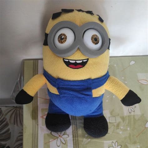 Pelúcia Minion Shopee Brasil