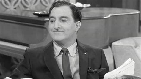 Watch The Danny Thomas Show S09e30 The Smart Aleck Free Tv Shows