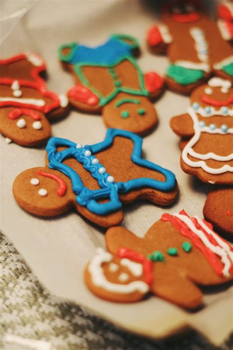 Holiday Gingerbread Man Decorating Party Parsnips And Pastries