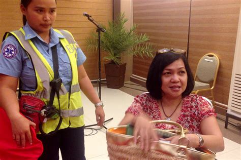 Photos Davao Blast Victims Receive Cash Assistance Davao Today