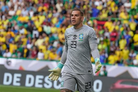 As mudanças que Fernando Diniz pode fazer na posição de goleiro da