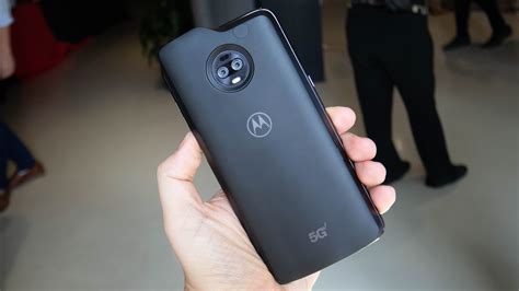 Moto Z3 is officially the first 5G phone in the world, beating Samsung ...