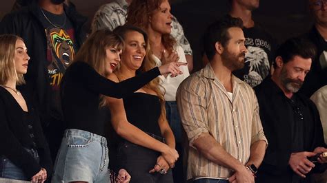 Taylor Swift Exits MetLife Stadium With Star-Studded Entourage