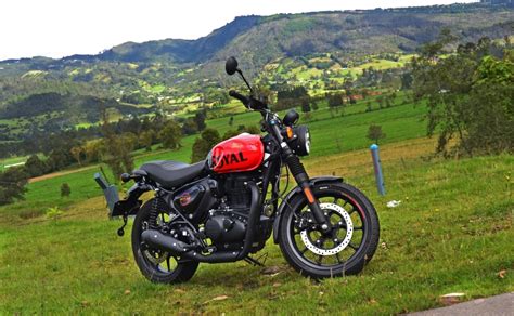 Prueba A La Royal Enfield Hntr