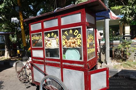 Masjid Agung Sidoarjo Amies Little Kitchen