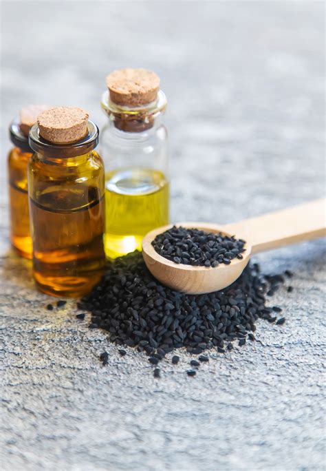 Olio Di Cumino Nero Propriet E Benefici Dei Semi Egiziani Benedetti