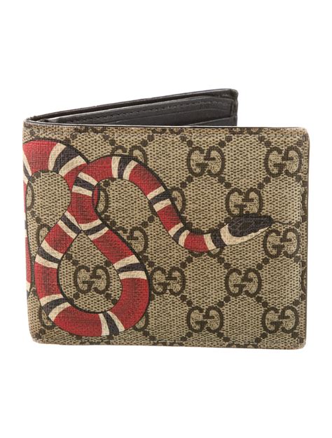 Gucci Gg Supreme Bifold Wallet Neutrals Wallets Accessories