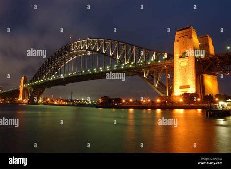 Sydney Harbour Bridge at Night Stock Photo - Alamy