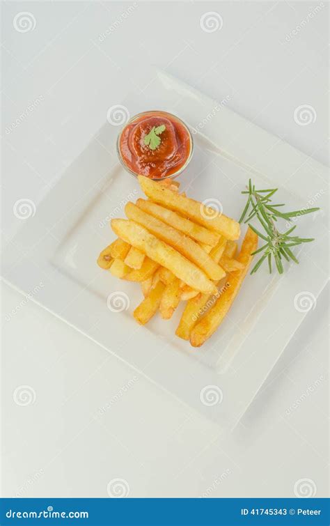 Pommes Frites Mit Ketschup Stockbild Bild Von Kroketten