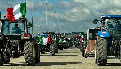 Marcia Dei Trattori Continua La Protesta Italiana Momenti Di Tensione