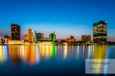 Toledo Skyline Print: Ohio Wall Art Poster, Toledo Cityscape Art, Ohio ...