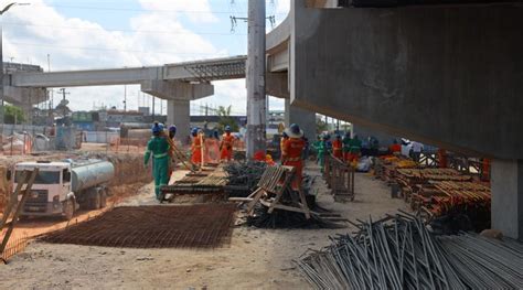 Obras do viaduto Rei Pelé e chega a 70 de execução