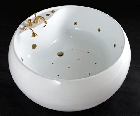 Круглая ванная: правила использования, выбор материала и дизайна (130 фото)