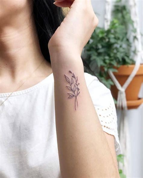 75 Delicate Flower Tattoo Ideas [2024 Inspiration Guide] Flower Wrist