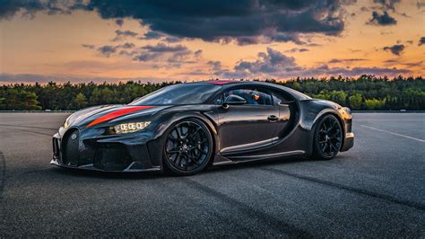 Final Bugatti Super Sport Hypercar Has Been Delivered