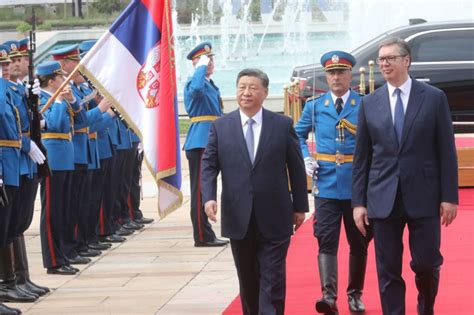 Serbian President Hosts Ceremonial Welcome For President Of Peoples