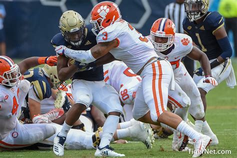 Clemson Football Photo Of Xavier Thomas Tigernet