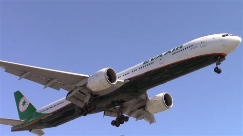 New Livery Eva Air Boeing 777 300er B 16711 Landing At Los Angeles