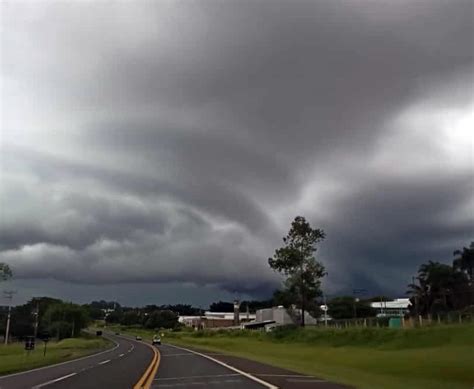 Semana Come A Seca Mas Frente Fria Trar Chuva E Queda Acentuada De