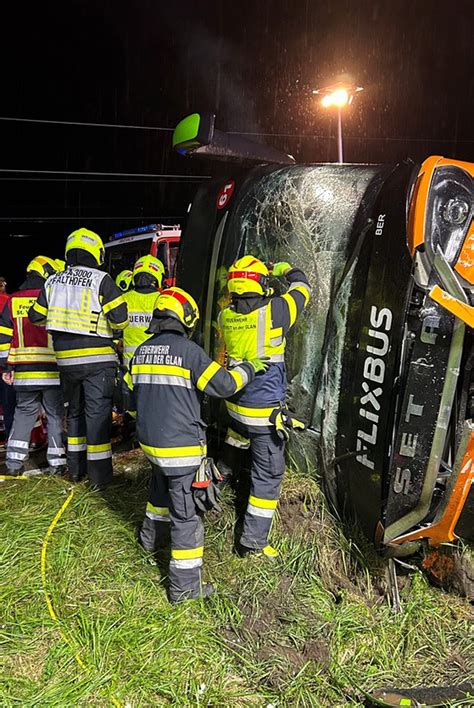 Schwerer Busunfall in Kärnten forderte ein Todesopfer dolomitenstadt