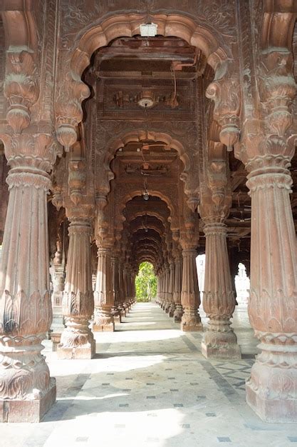 Premium Photo | Pillars arches of krishnapura chhatri indore madhya ...