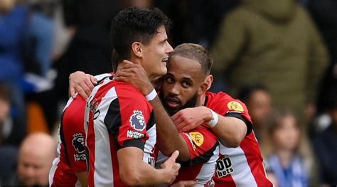 Brentford Makes History With 2 0 Victory At Stamford Bridge Ciia