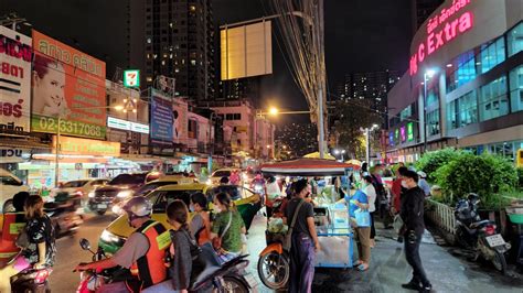 4K Bangkok Evening Walk On Nut BTS Station And On Nut Road YouTube