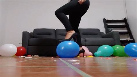 Heel Pop Balloons By Ary Julielooner This Is Great From Ary Blowing