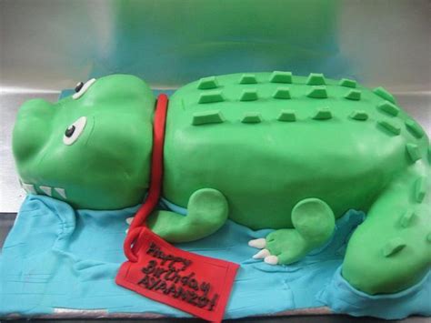 Croc Decorated Cake By Maaria Cakesdecor