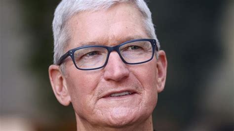 Apple Ceo Tim Cook Granted Restraining Order Against Stalker