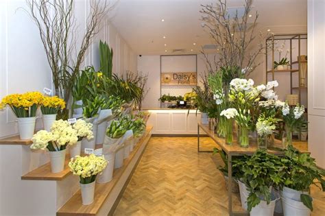 Love A Good Flower Shop Flower Shop Interiors Florist Shop Interior