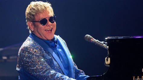 Putin Calls Elton John … For Real This Time Dw 09 24 2015