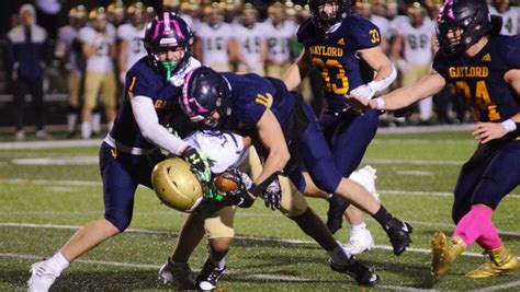 Northern Michigan high school football scores, updates for Week 9