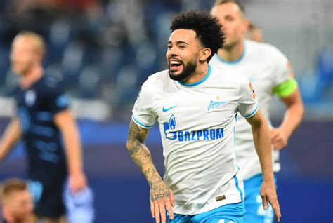 V Deo Claudinho Marca Gola O Pelo Zenit